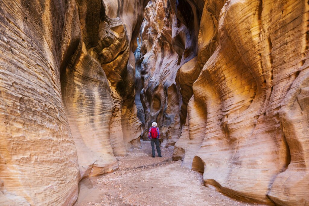 Slot canyon